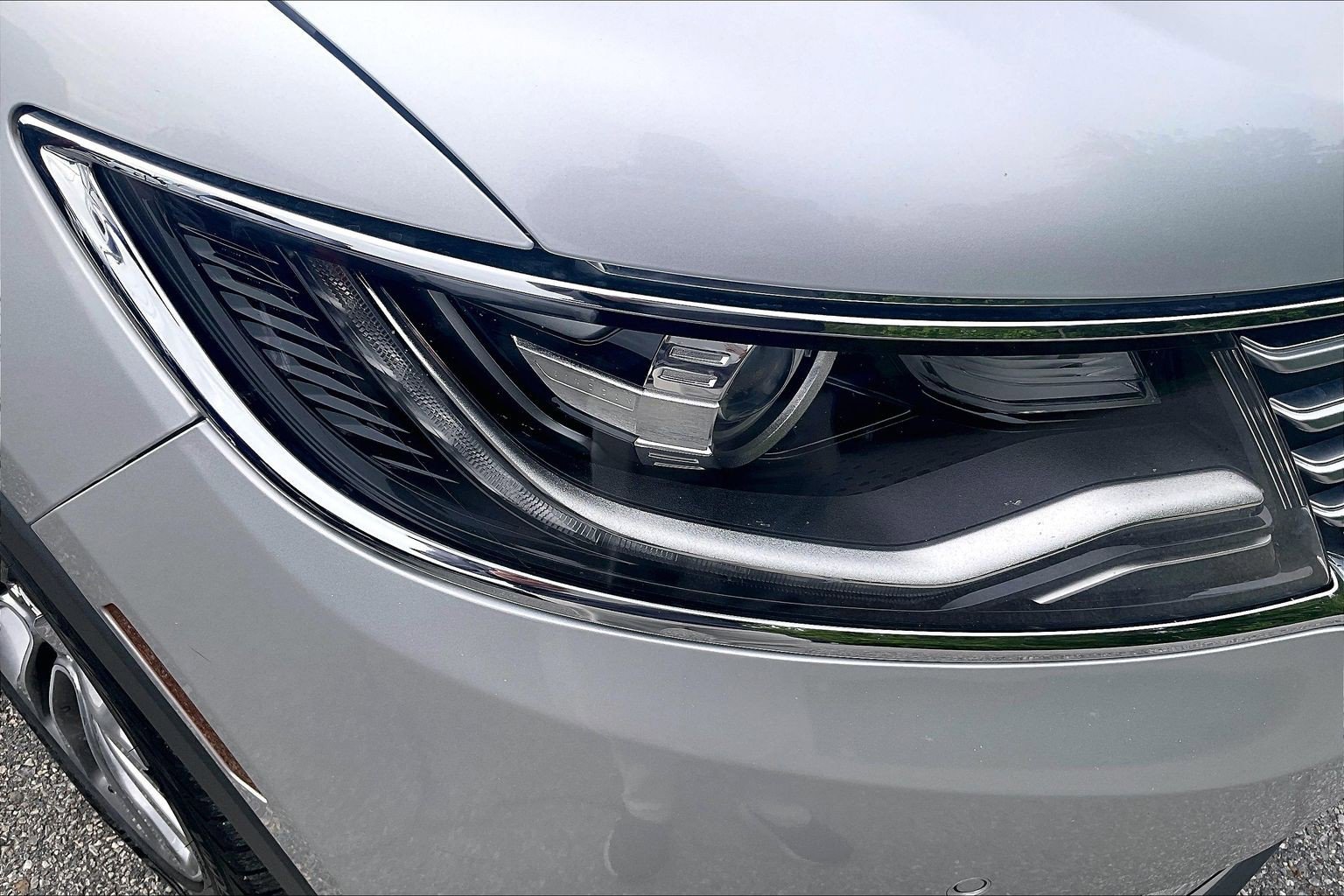 Used 2016 Lincoln MKX Reserve w/ Technology Package AWD/4WD image 27
