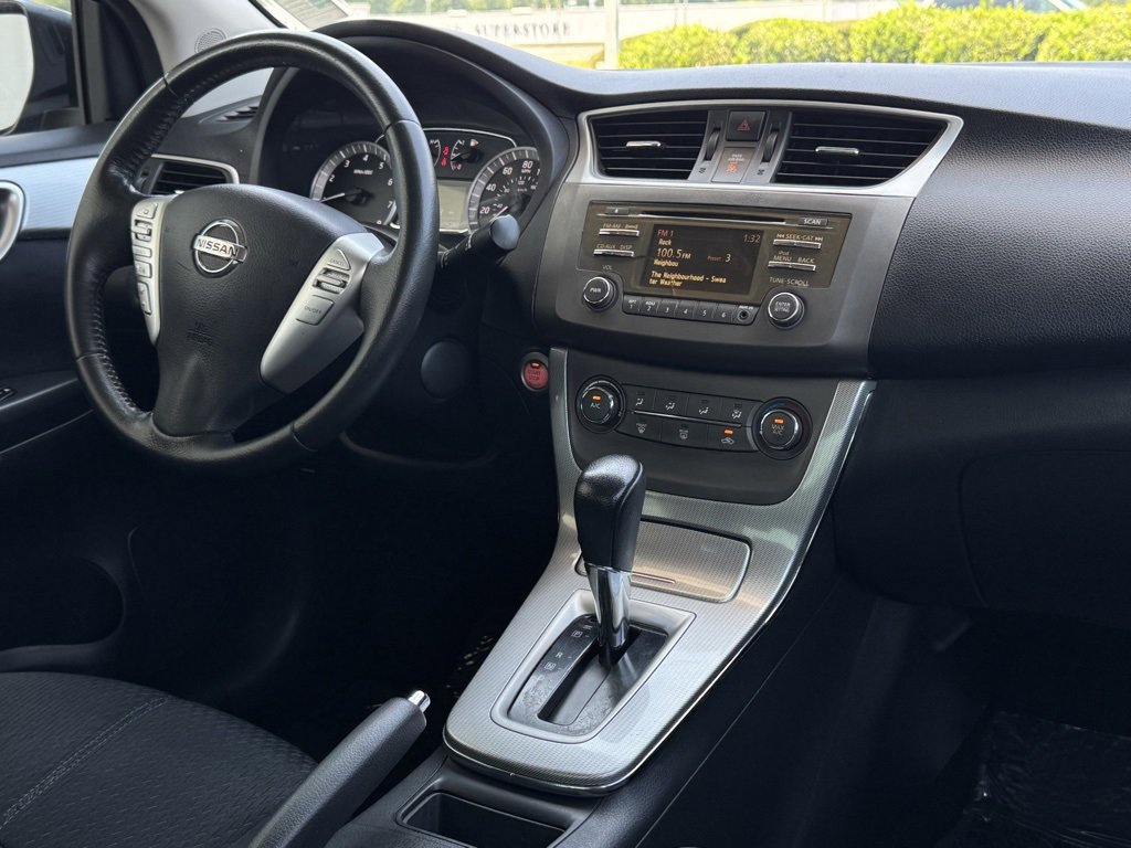 Used 2014 Nissan Sentra SR w/ SR Driver Package image 19
