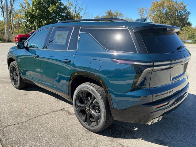 New 2027 Chevrolet Traverse RS w/ LPO, Floor Liner Package AWD/4WD image 4
