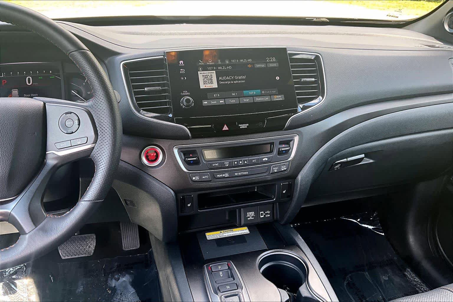 Used 2023 Honda Passport TrailSport image 7
