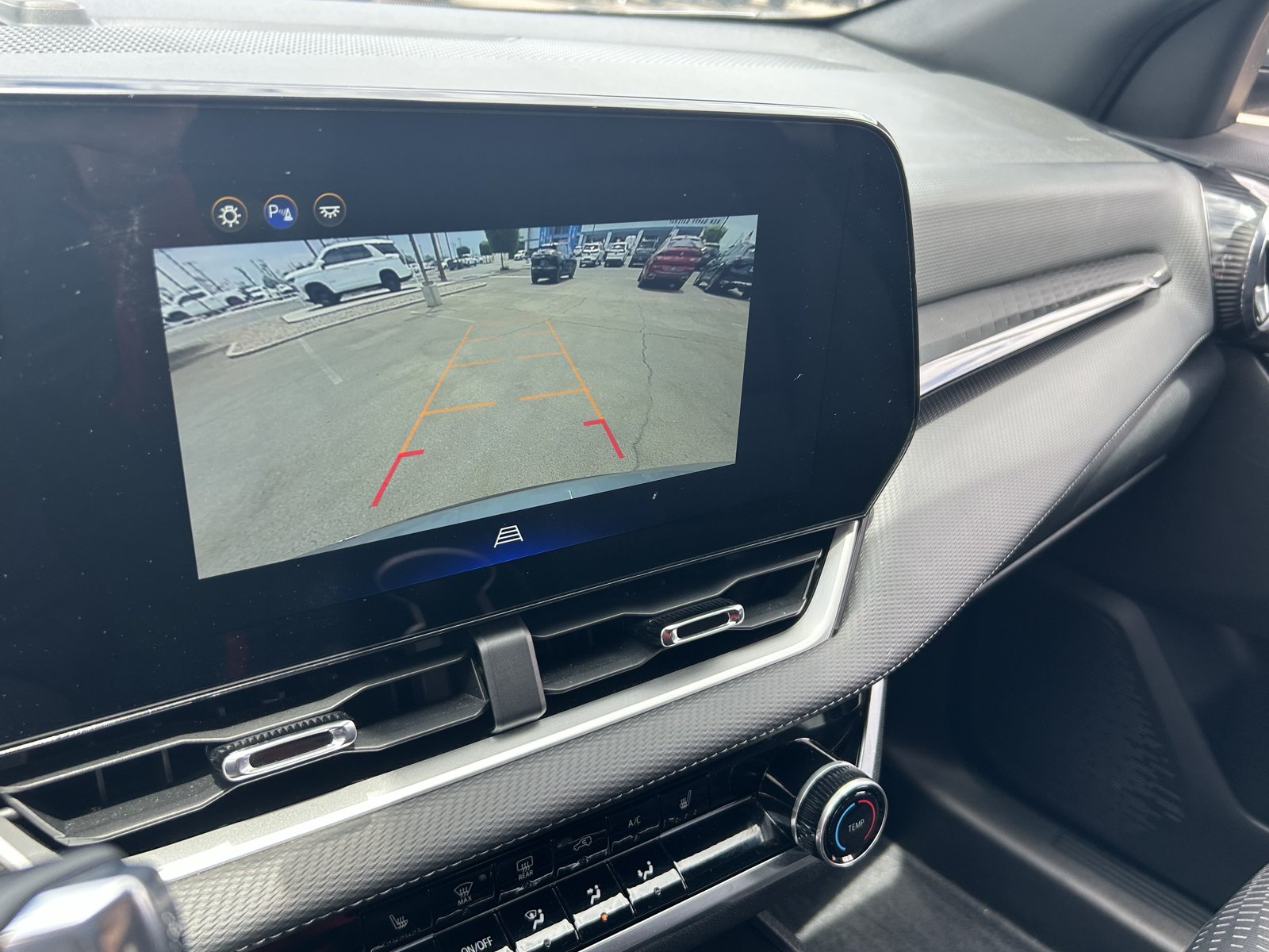 Used 2025 Chevrolet Equinox LT FWD image 31