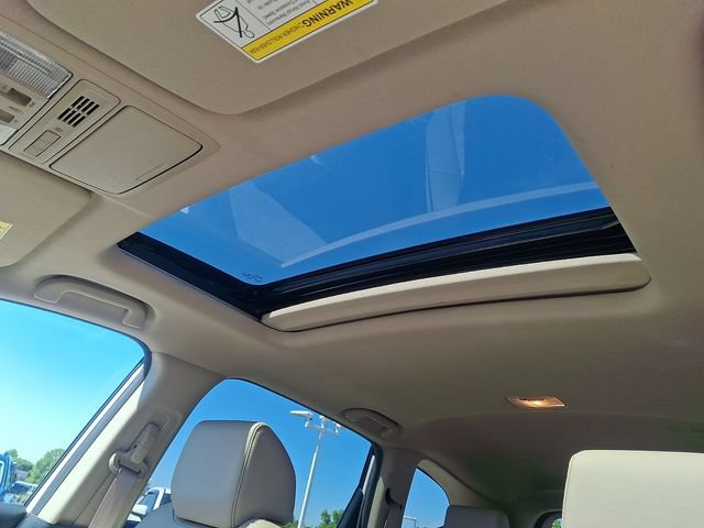 Used 2022 Honda CR-V Touring image 16