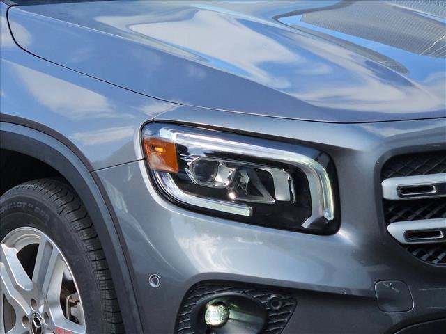 Used 2020 Mercedes-Benz GLB 250 4MATIC image 6