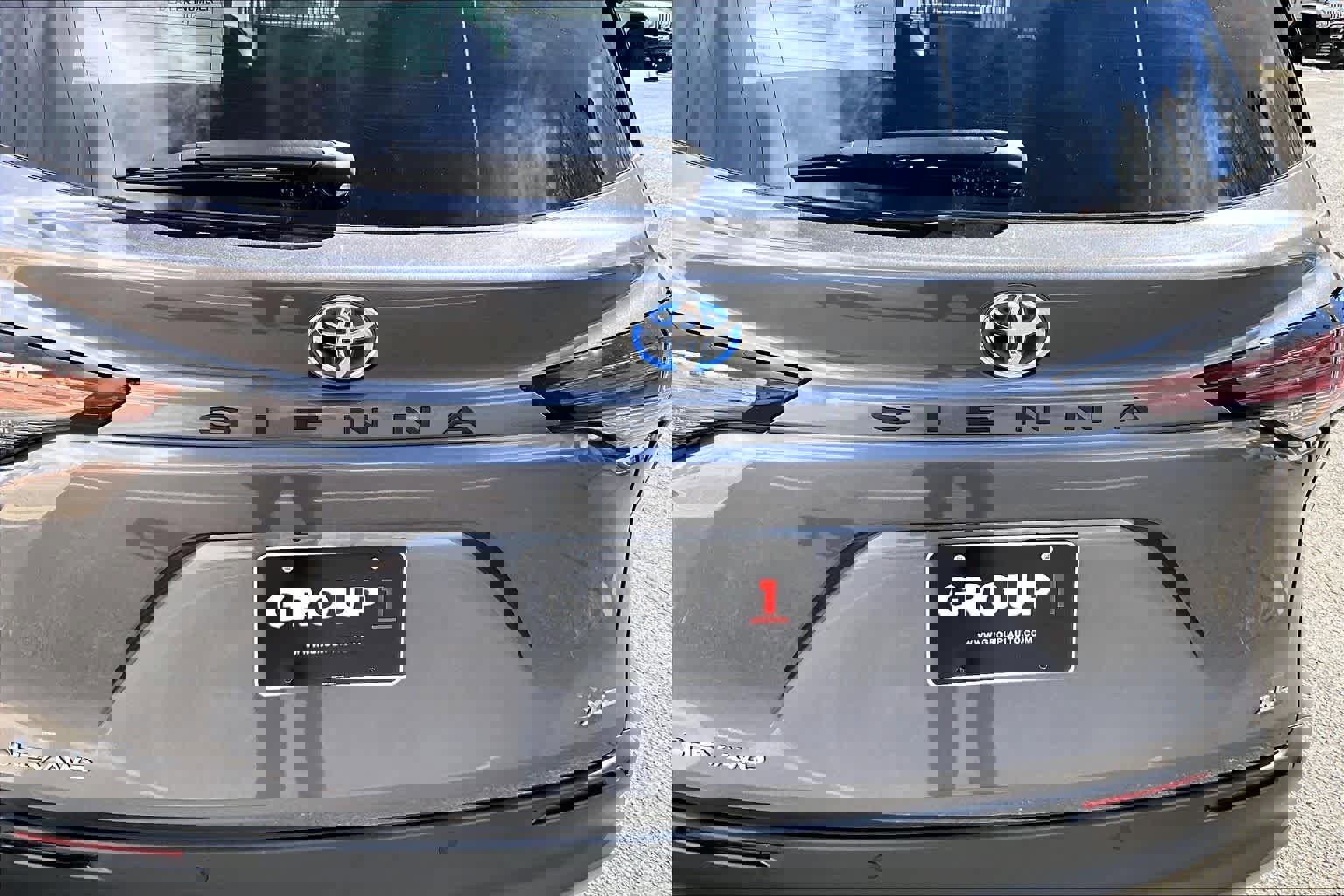 Certified 2025 Toyota Sienna XLE w/ XLE Plus Package image 10