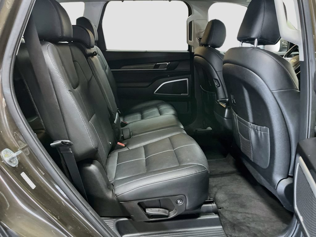 Used 2021 Kia Telluride EX AWD/4WD image 28