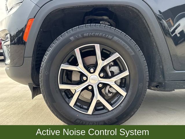 Used 2024 Jeep Grand Cherokee Limited w/ Trailer Tow Package image 3