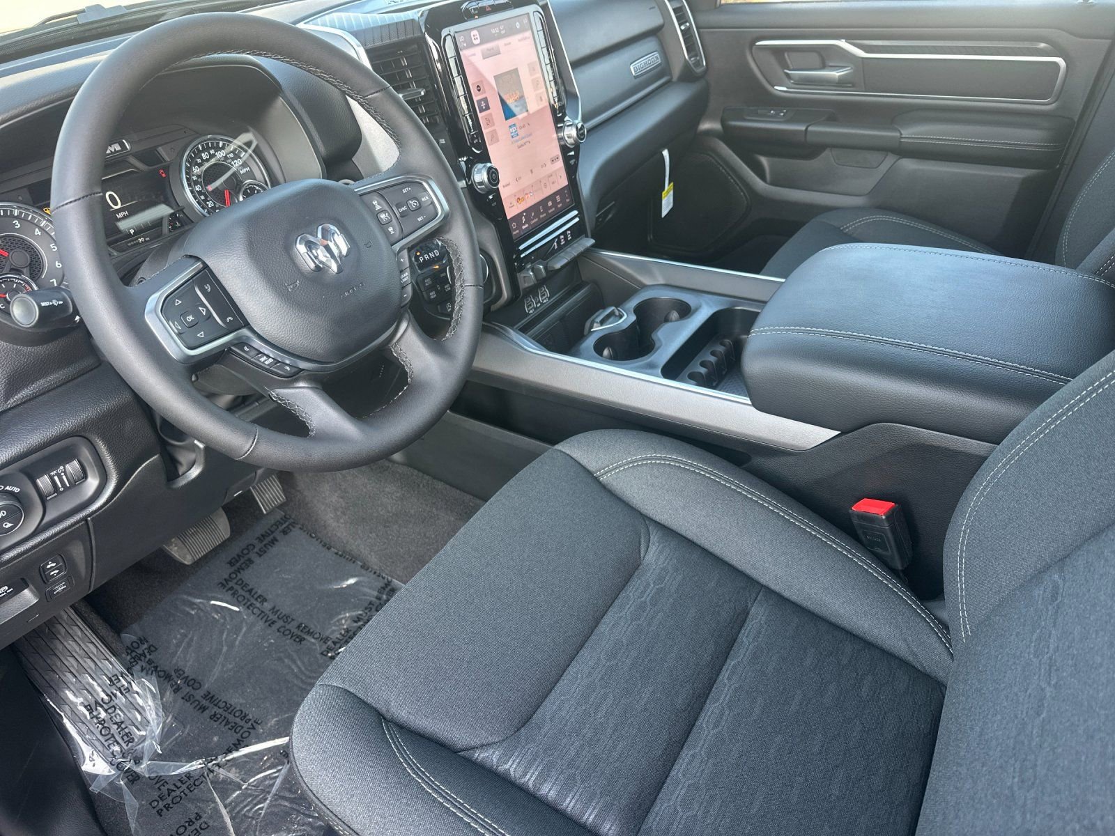 New 2025 RAM 1500 Big Horn AWD/4WD image 9