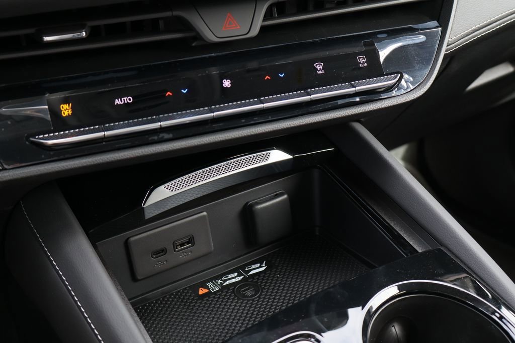 New 2026 Buick Envision Sport Touring AWD/4WD image 11