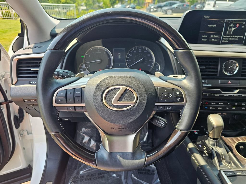 Used 2020 Lexus RX 350L Luxury w/ Accessory Package AWD/4WD image 27