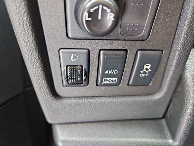 Used 2012 Nissan Rogue SL image 35