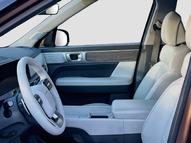 Used 2024 Hyundai Santa Fe Limited FWD image 10