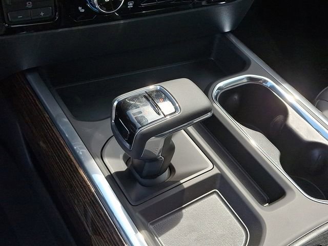 New 2026 GMC Sierra 1500 Elevation w/ Elevation Premium Package AWD/4WD image 11