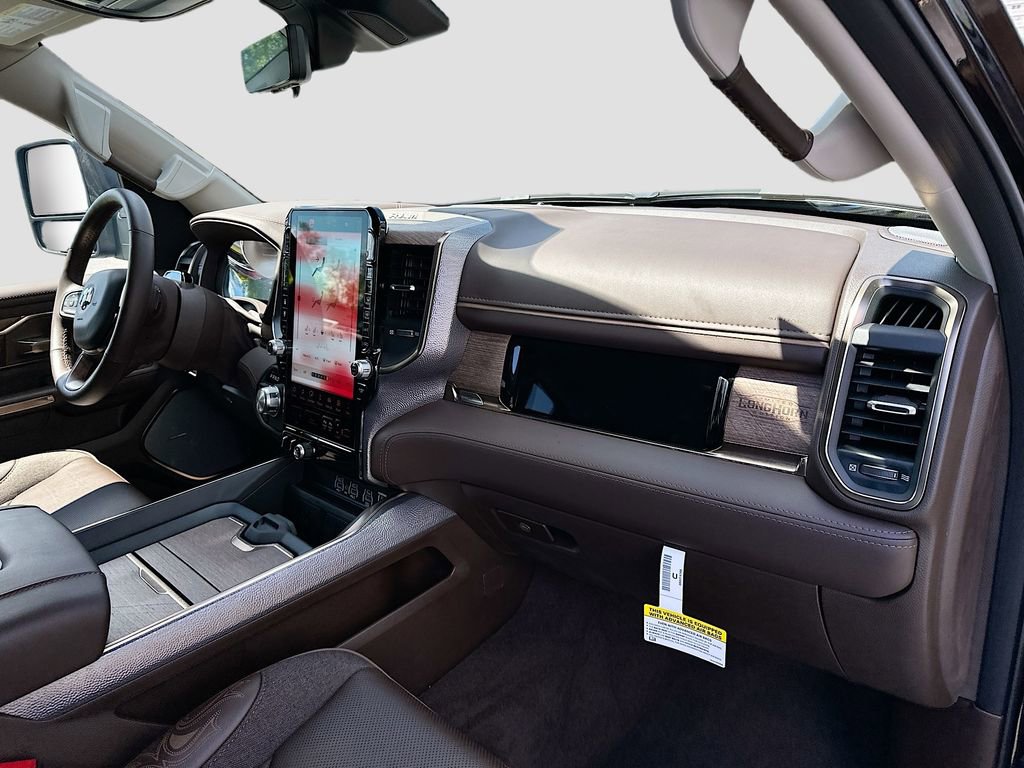 New 2025 RAM 1500 Limited image 32