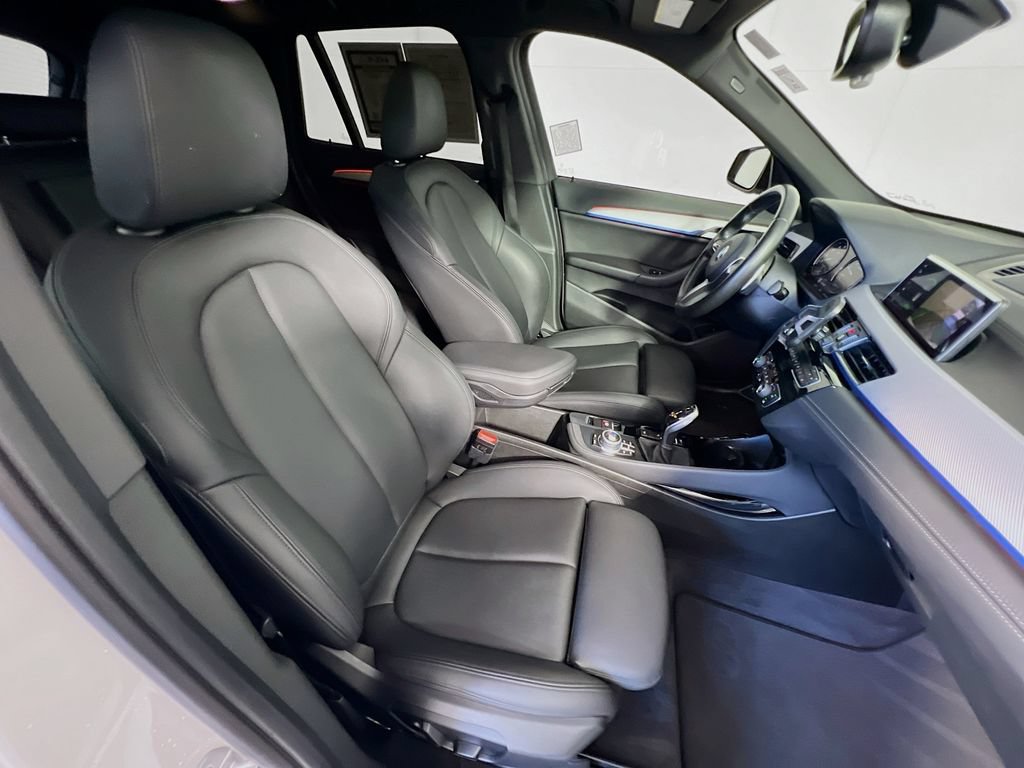 Used 2021 BMW X1 xDrive28i w/ M Sport Package AWD/4WD image 27
