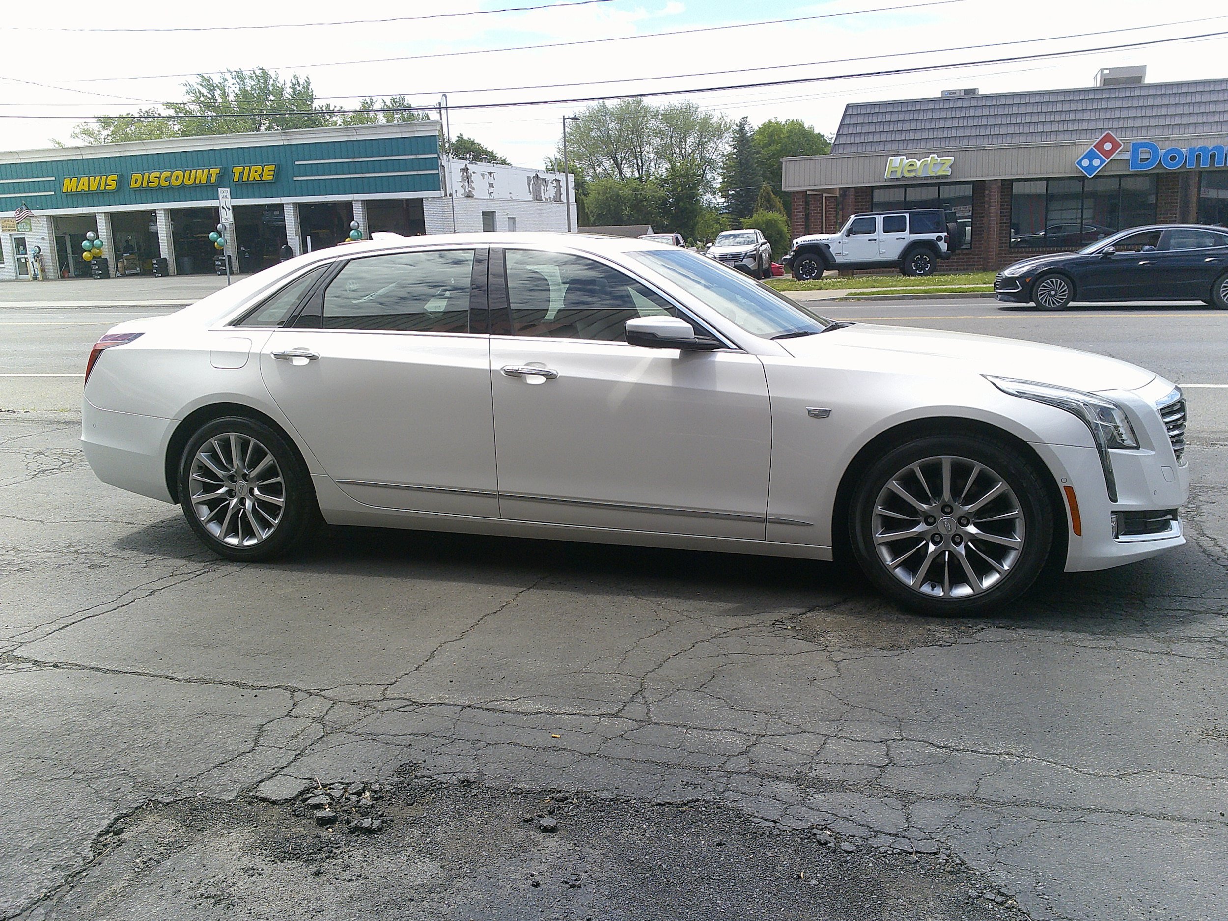 Used 2017 Cadillac CT6 Premium Luxury w/ Driver Assist Package AWD/4WD image 8