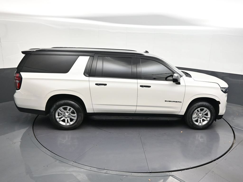Used 2021 Chevrolet Suburban LS RWD image 21