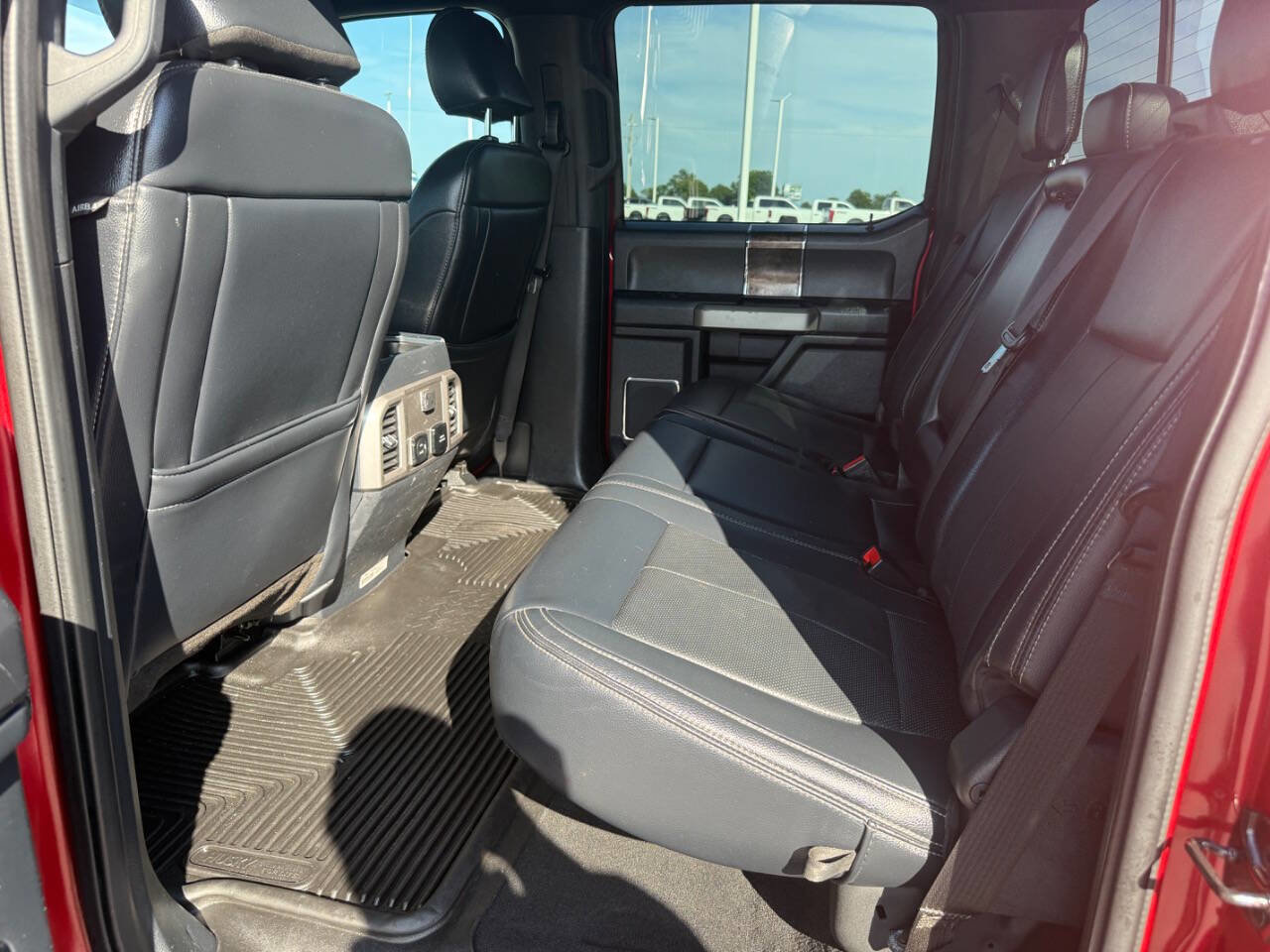 Used 2022 Ford F450 Lariat w/ Lariat Value Package AWD/4WD image 27