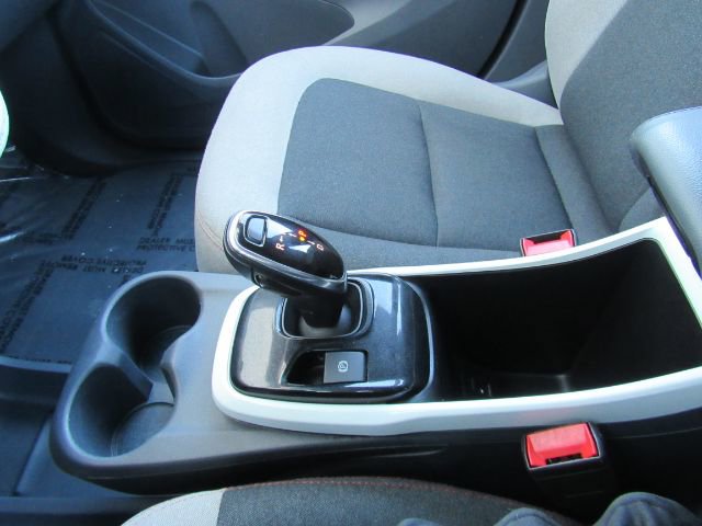 Used 2020 Chevrolet Bolt LT image 39