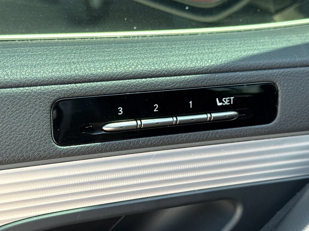 Used 2024 Lexus LX 600 F Sport AWD/4WD image 23
