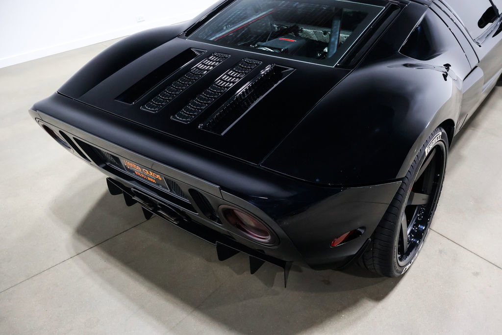 Used 2006 Ford GT RWD image 99