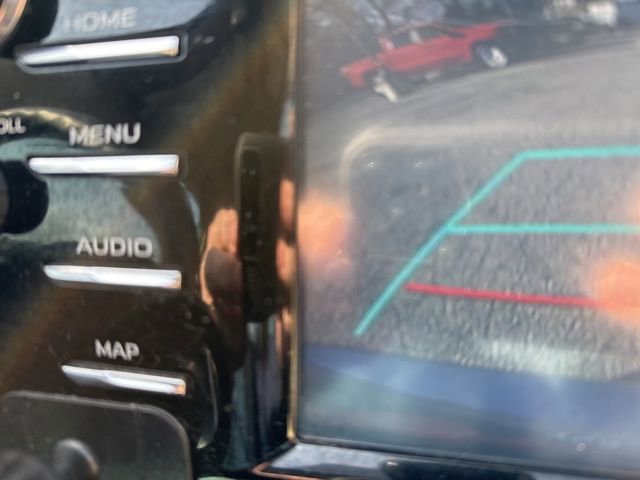 Used 2020 Toyota Camry LE image 35