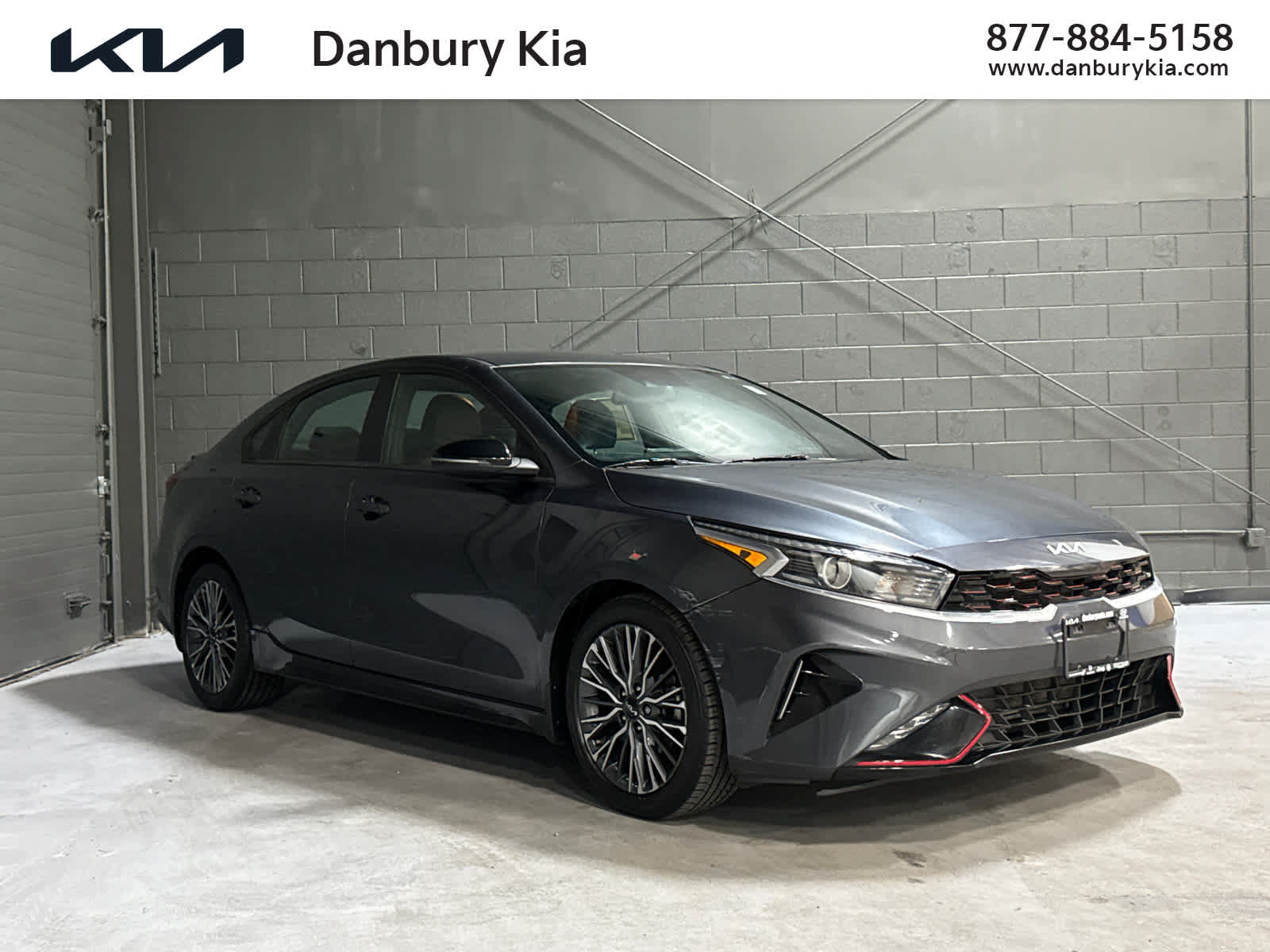 Used 2023 Kia Forte GT-Line FWD image 1