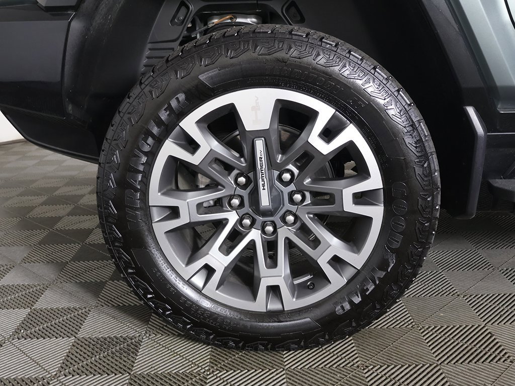 Used 2024 GMC Hummer EV 3X w/ LPO, Illumination Package image 21