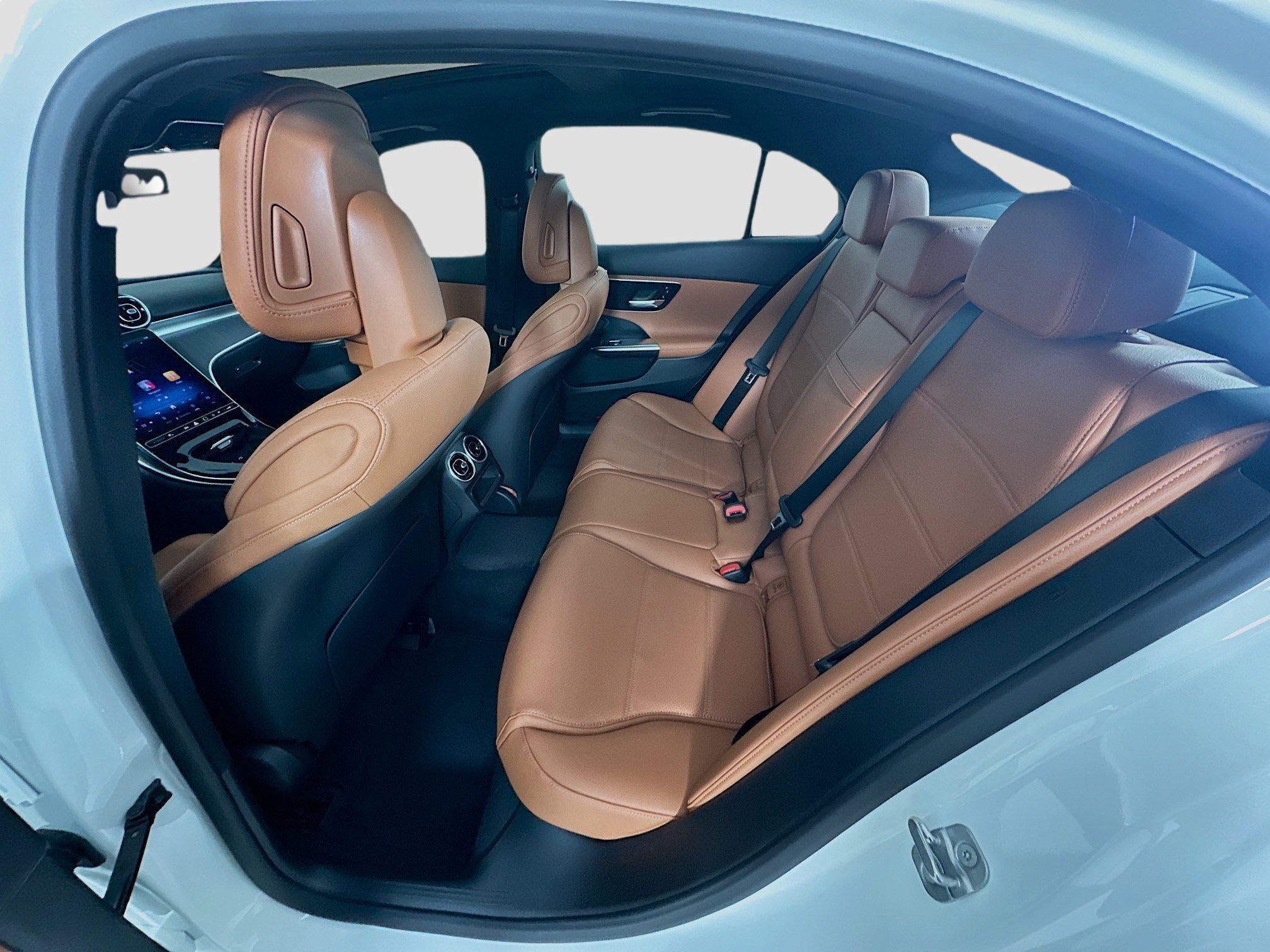 Certified 2026 Mercedes-Benz C 300 4MATIC Sedan image 31