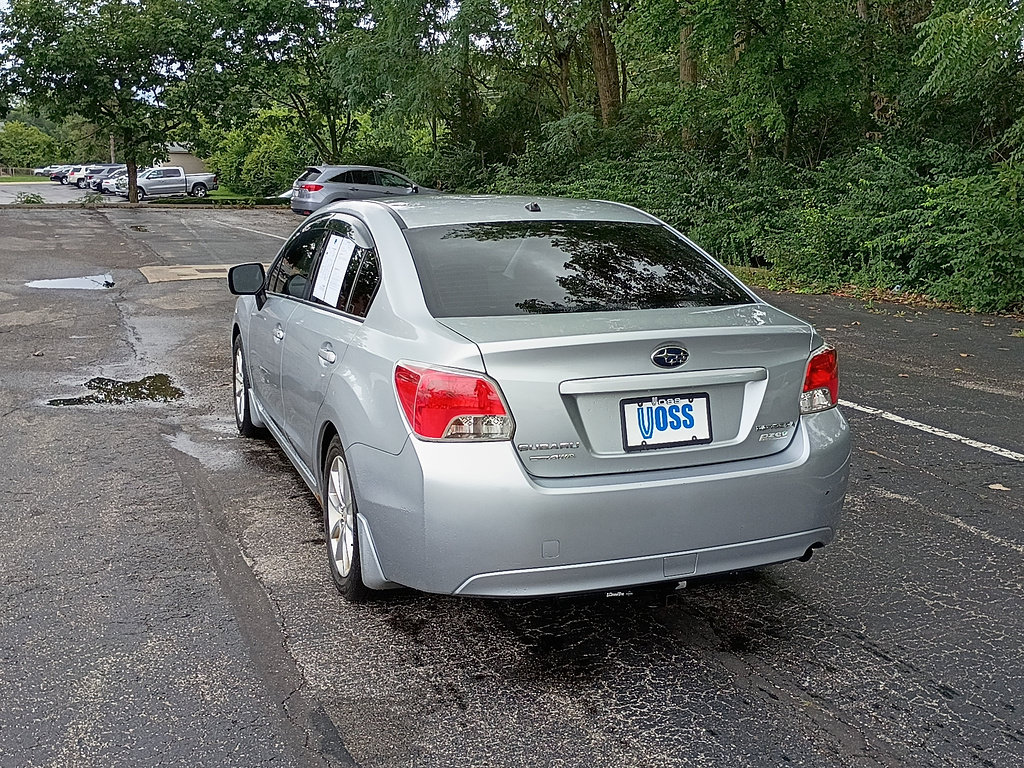 Used 2013 Subaru Impreza 2.0i Premium AWD/4WD image 5