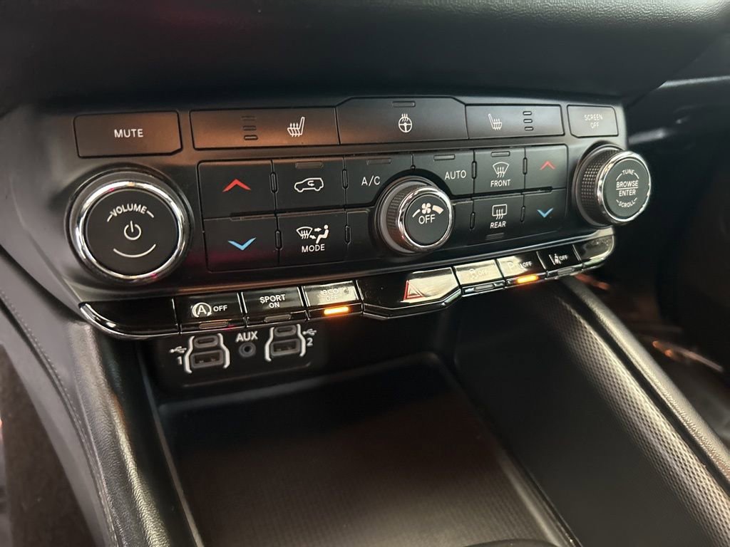 Used 2022 Dodge Durango GT image 47