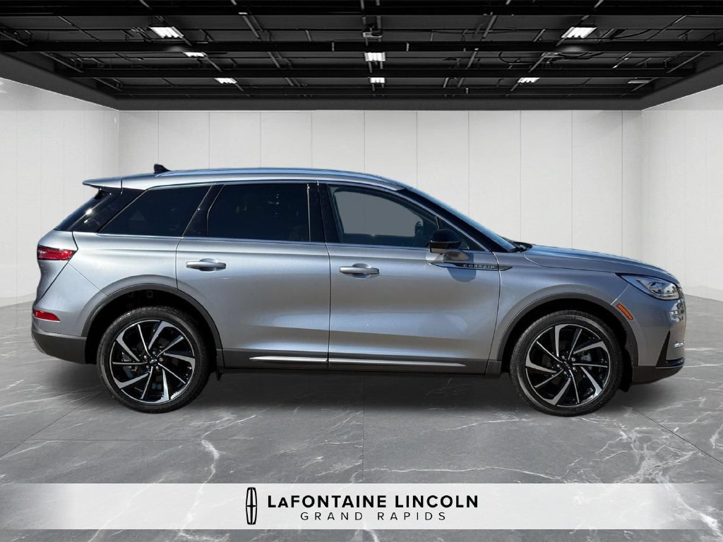 Certified 2024 Lincoln Corsair Reserve w/ Equipment Group 201A AWD/4WD image 6