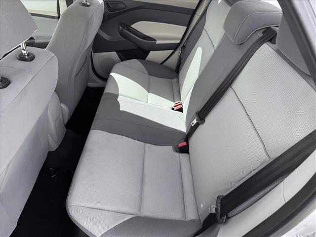 Used 2012 Ford Focus SE FWD image 16