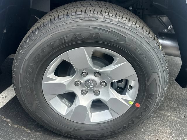 New 2026 RAM 1500 Tradesman AWD/4WD image 23