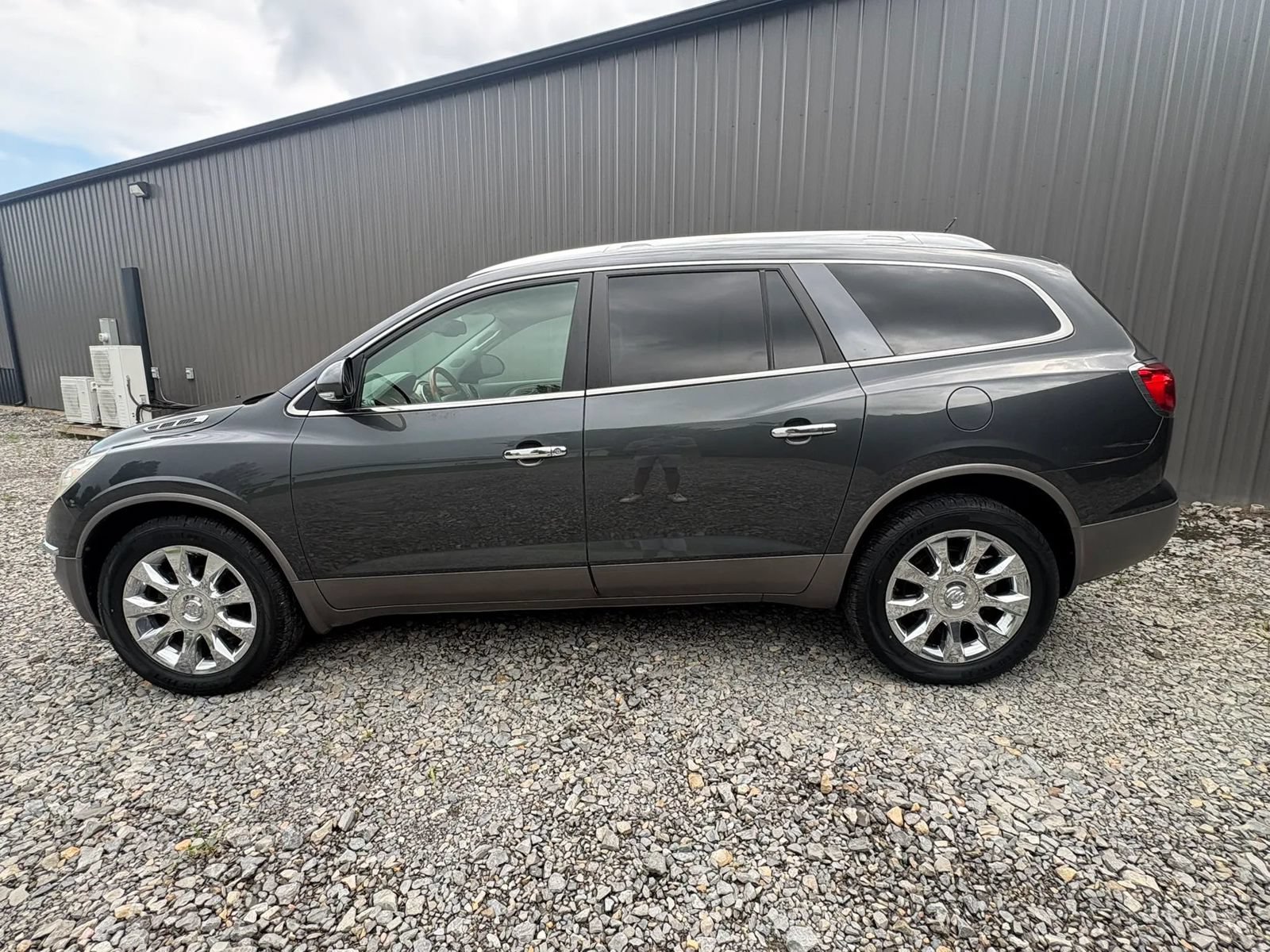 Used 2012 Buick Enclave Premium w/ Trailering Provision Package AWD/4WD image 8