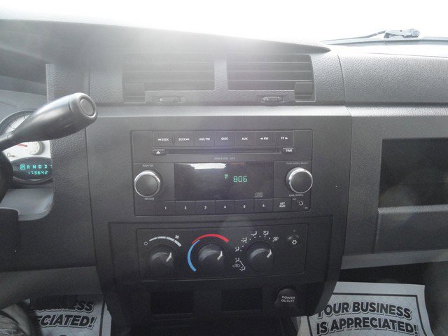 Used 2010 Dodge Dakota ST image 12