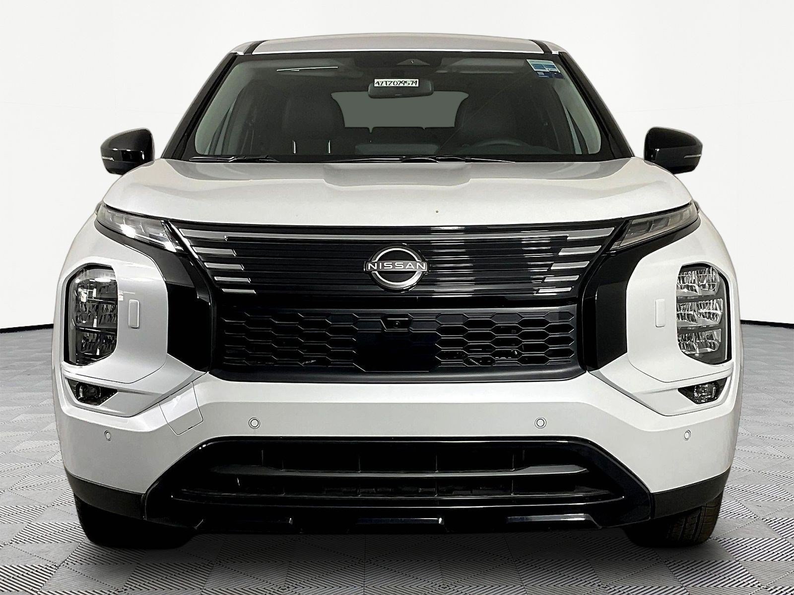 New 2026 Nissan Rogue SL AWD/4WD image 2