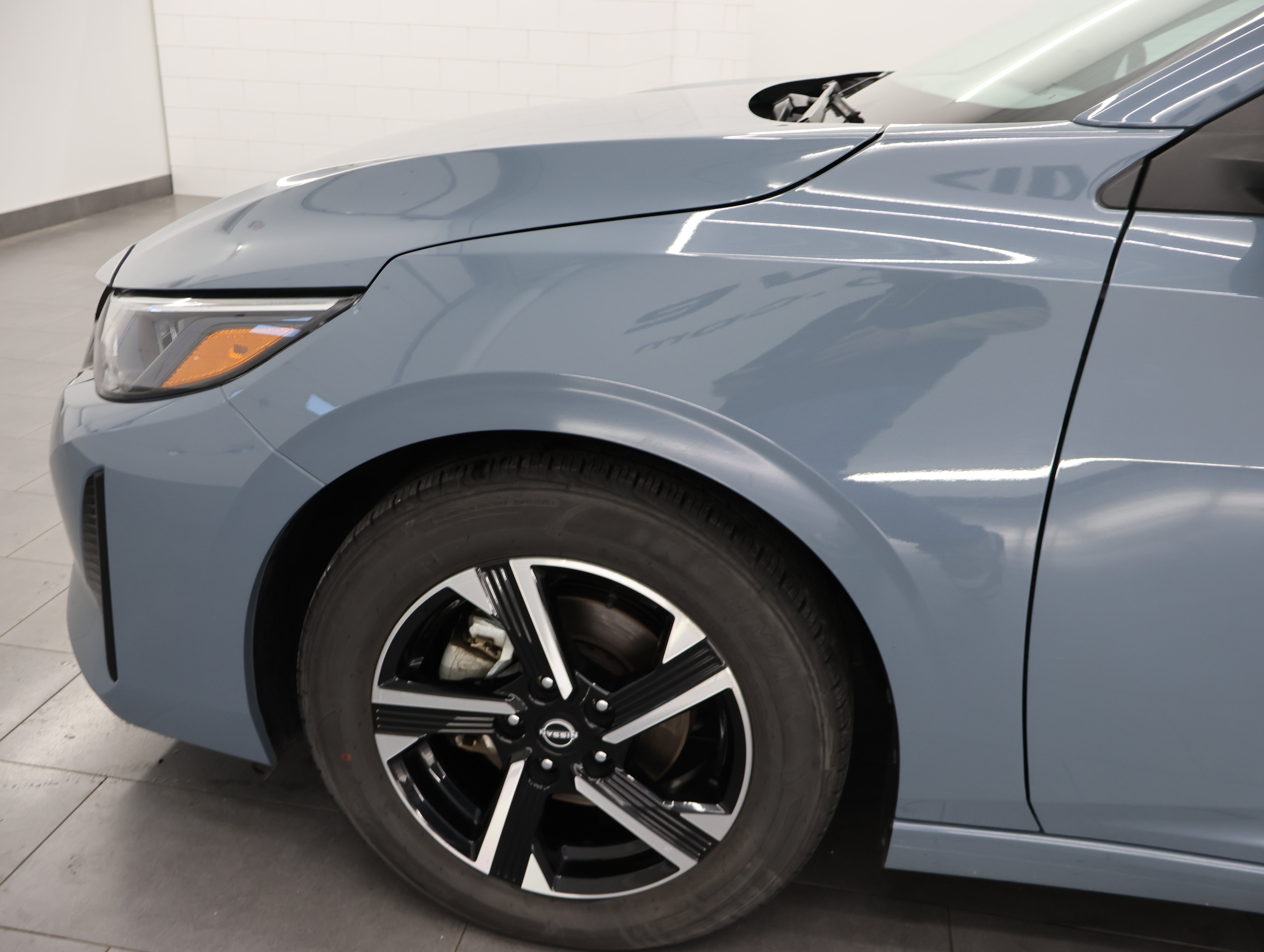 Used 2024 Nissan Sentra SV FWD image 32
