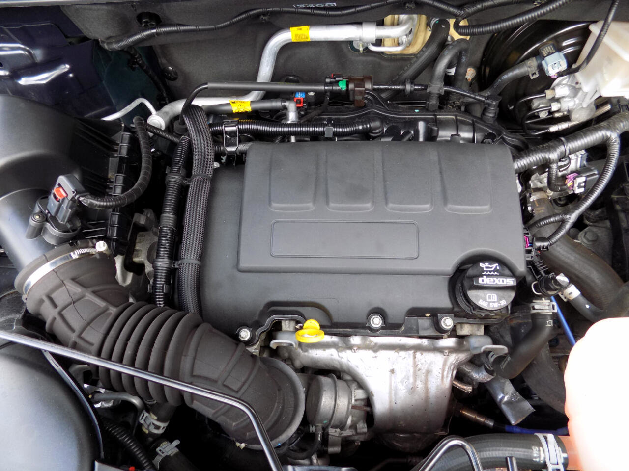 Used 2021 Chevrolet Trax LS image 25