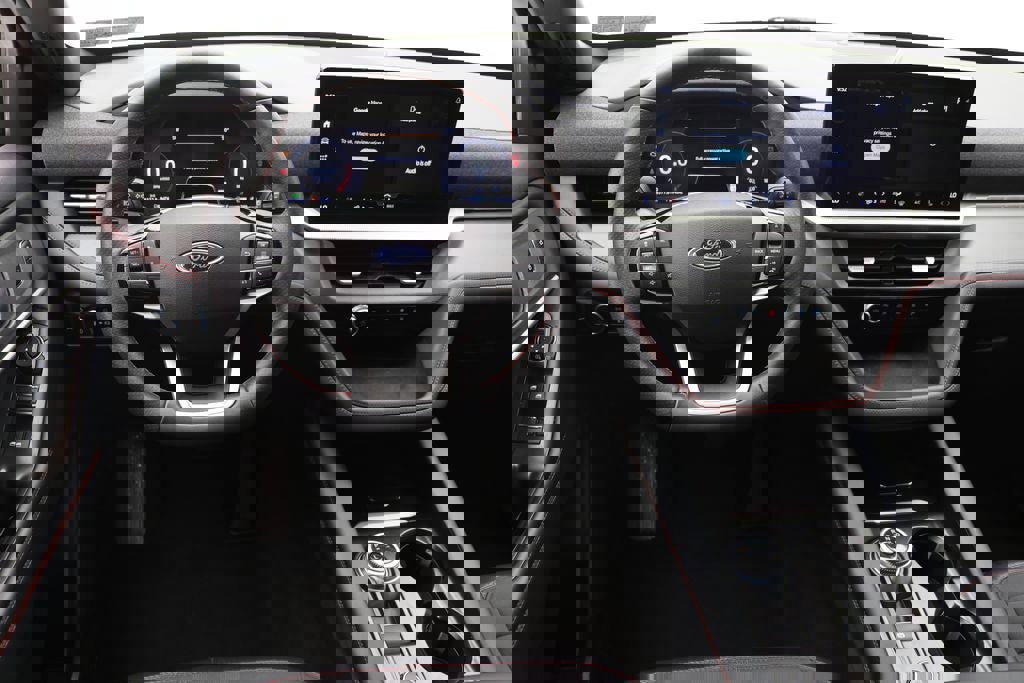 Used 2025 Ford Explorer ST-Line w/ ST-Line Street Pack AWD/4WD image 13