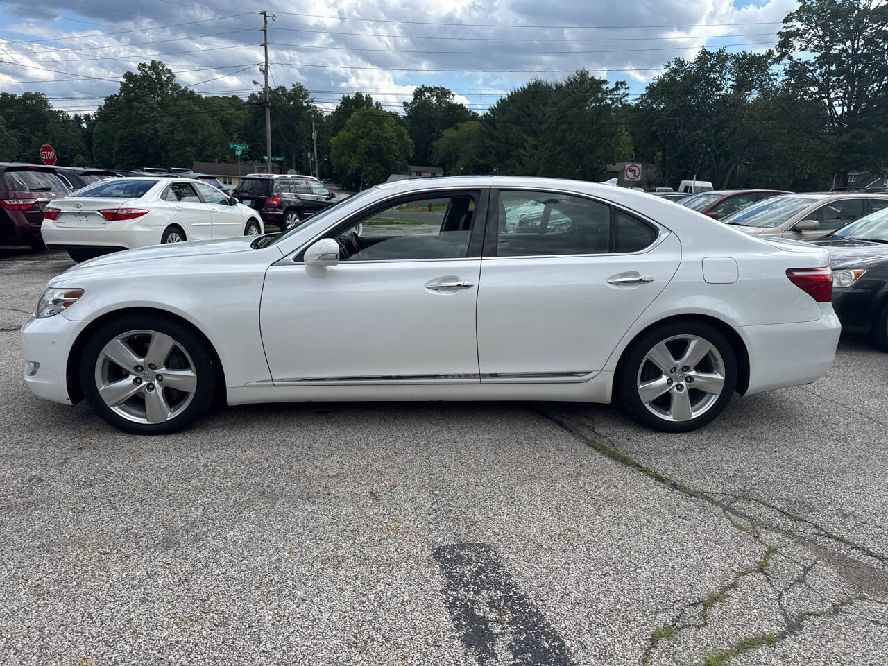 Used 2011 Lexus LS 460 w/ Luxury Value Edition RWD image 4