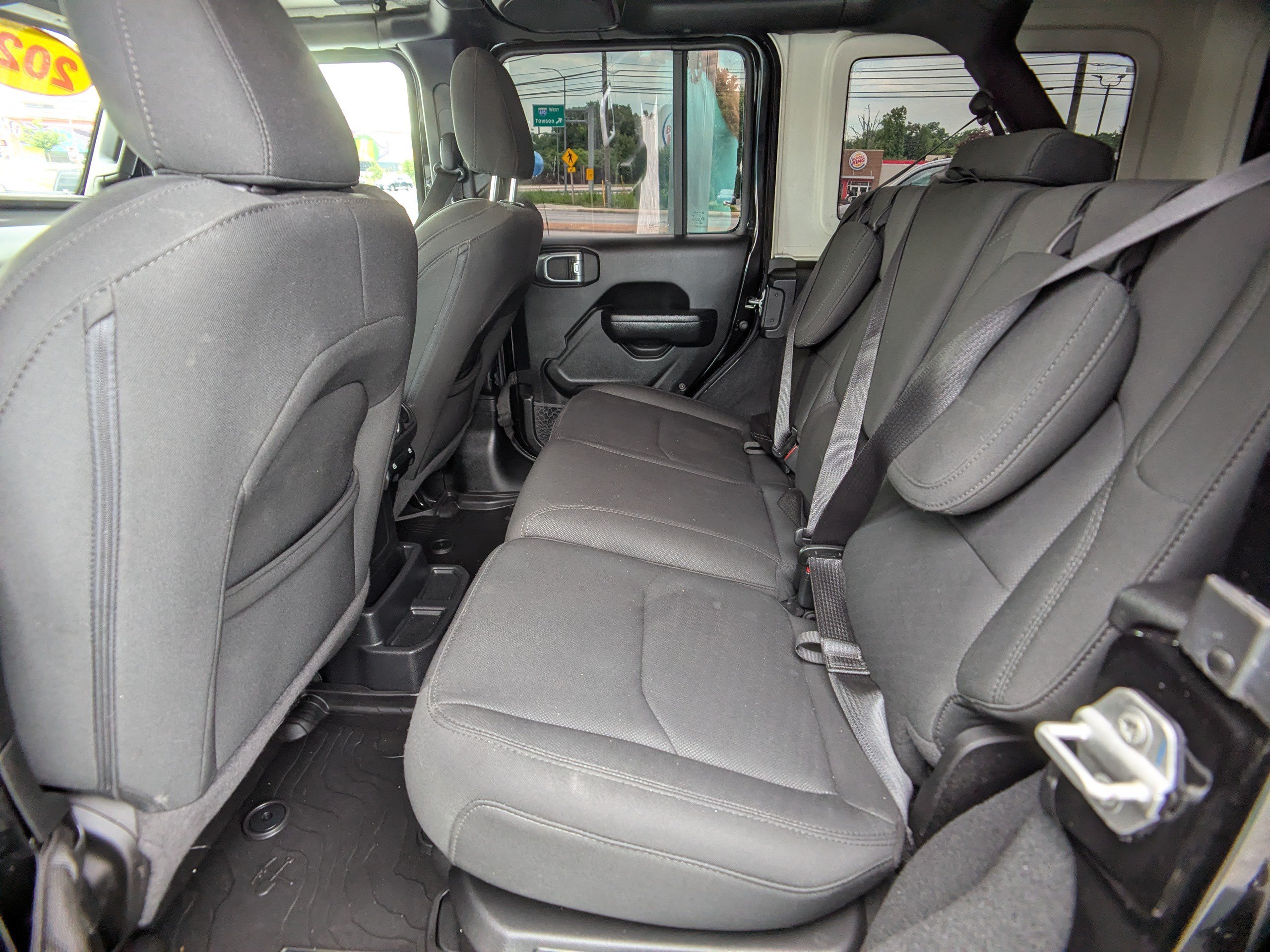 Used 2023 Jeep Wrangler Unlimited w/ Cold Weather Group AWD/4WD image 14