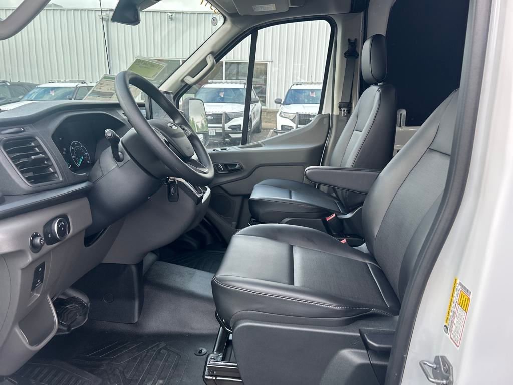 New 2025 Ford Transit 250 148 Medium Roof w/ Load Area Protection Package image 13