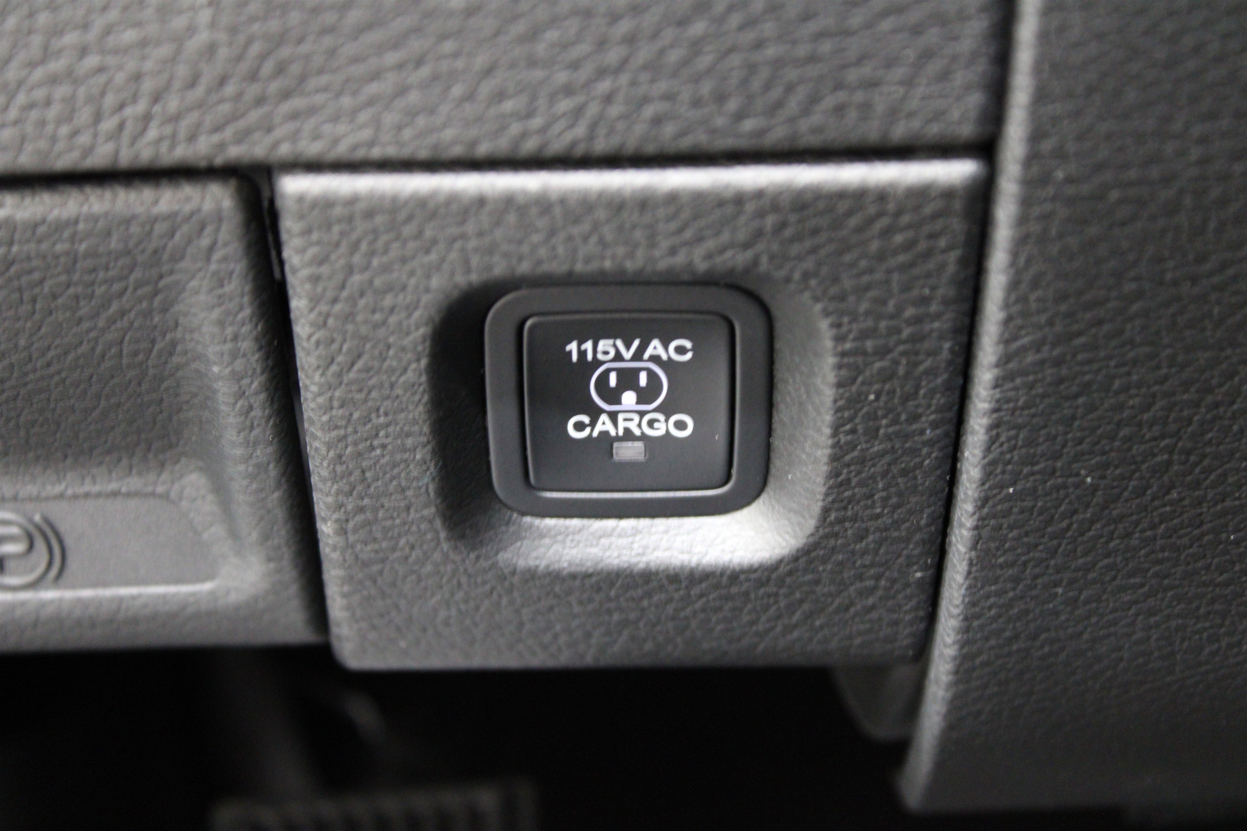 Used 2025 RAM 2500 Laramie image 11