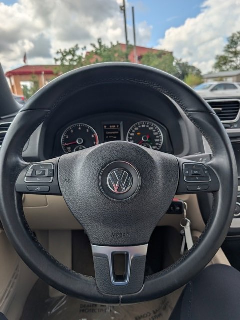 Used 2010 Volkswagen Eos Komfort image 11
