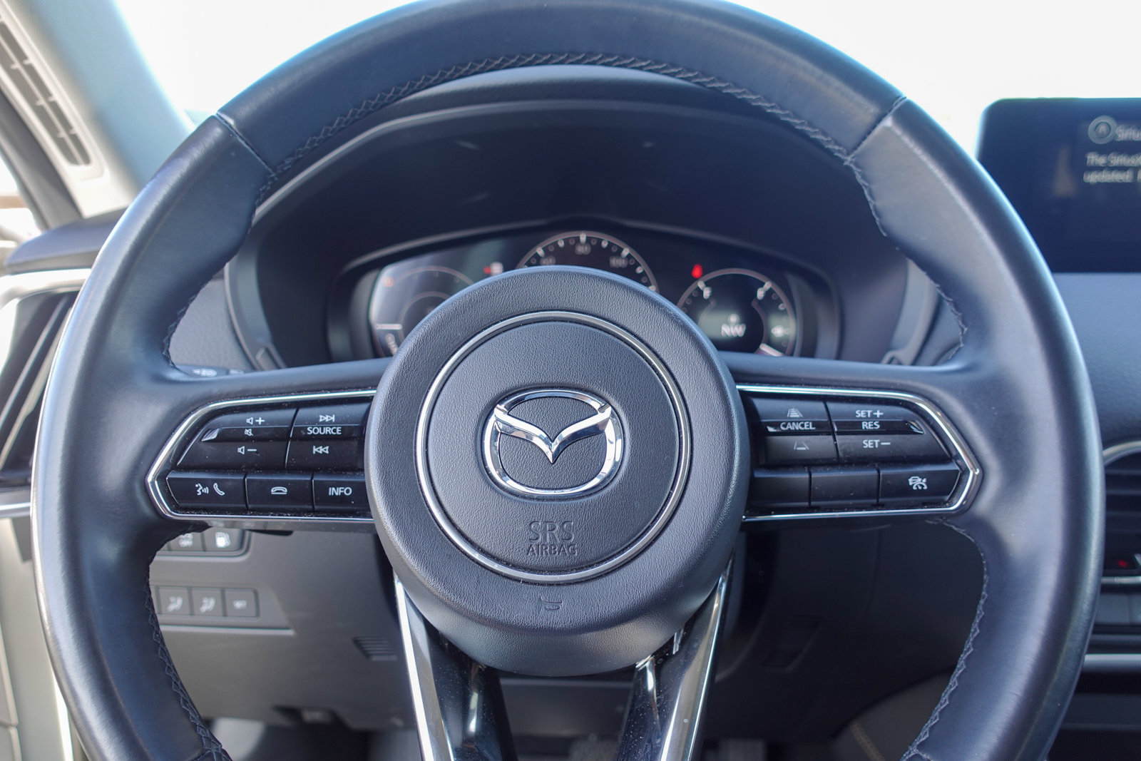 Certified 2024 MAZDA CX-90 Plug-In Hybrid w/ Premium Pkg AWD/4WD image 19