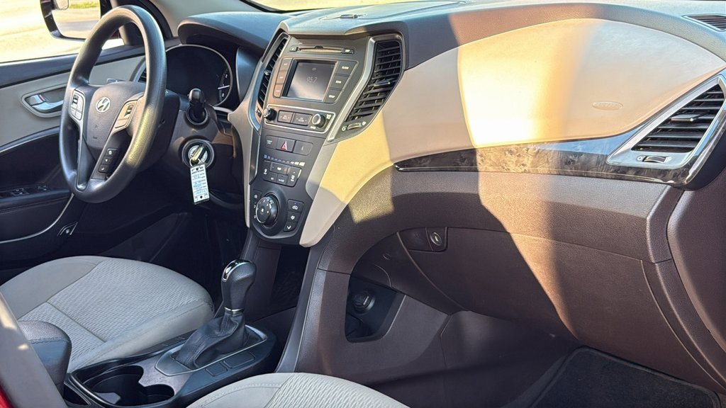 Used 2017 Hyundai Santa Fe Sport image 31