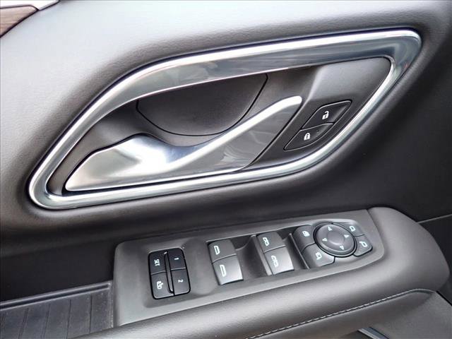 Used 2023 Chevrolet Tahoe Z71 w/ Luxury Package image 18