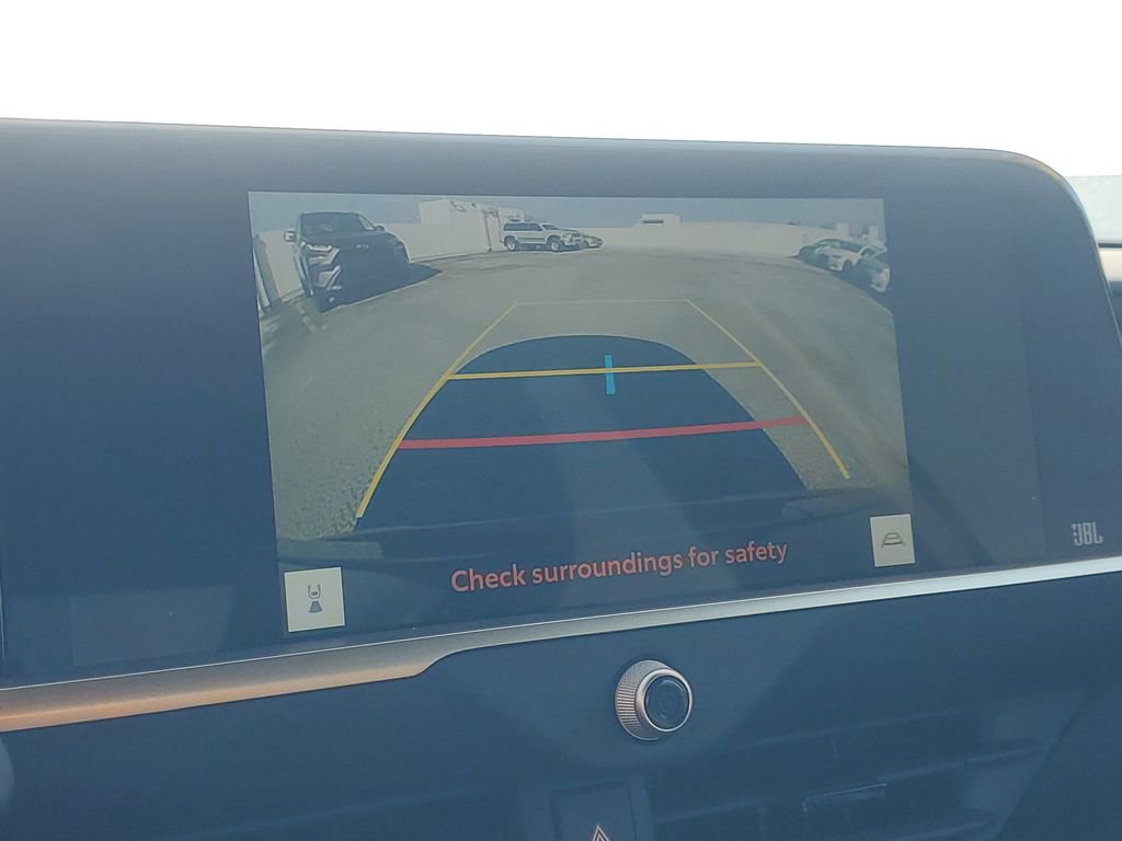 Used 2023 Toyota Crown Limited image 26