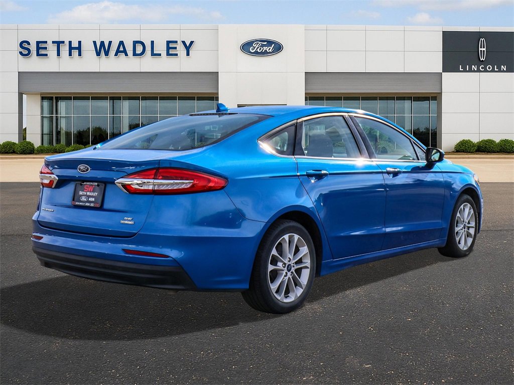 Used 2020 Ford Fusion SE image 7