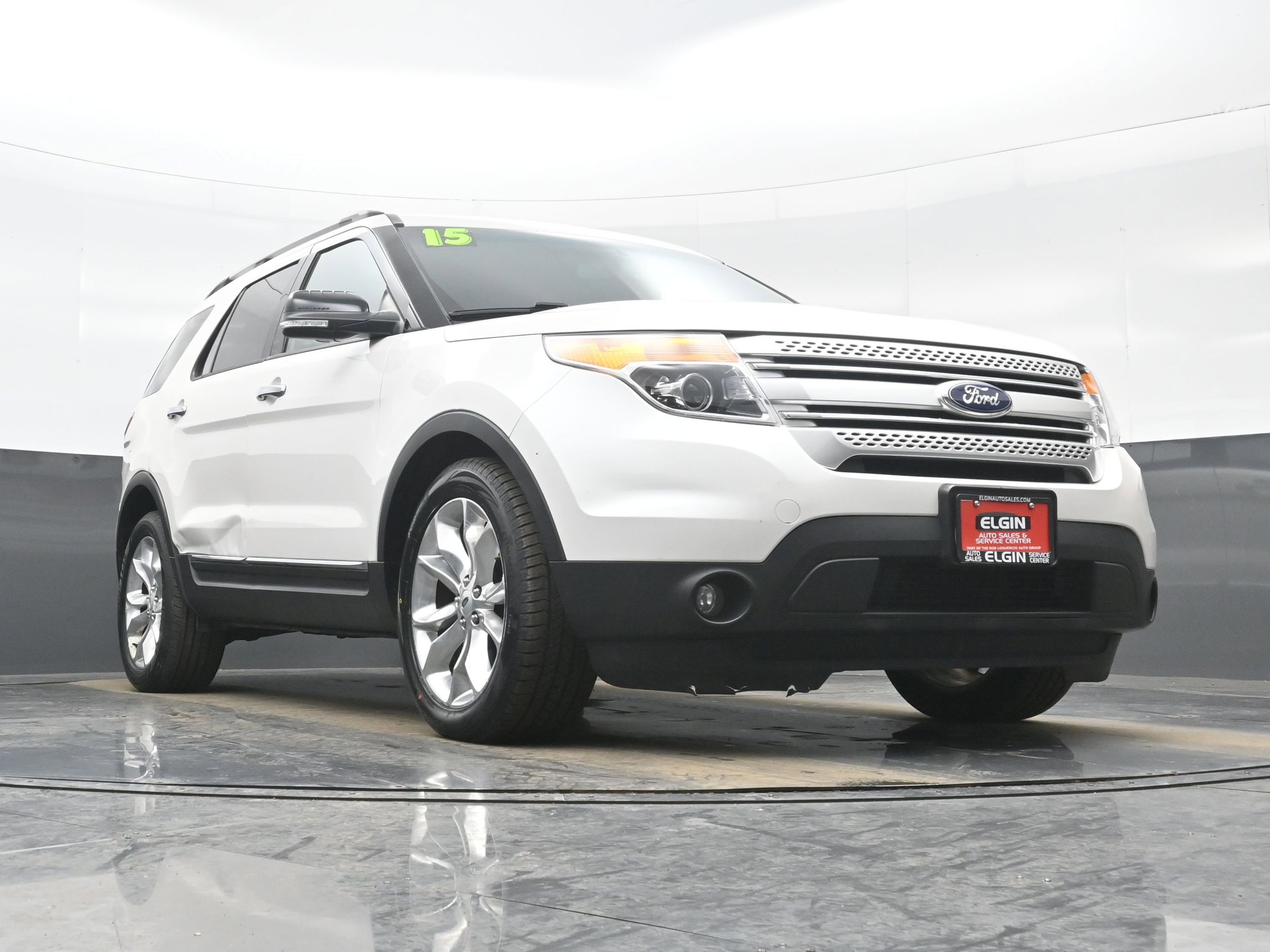 Used 2015 Ford Explorer XLT w/ Equipment Group 202B image 30